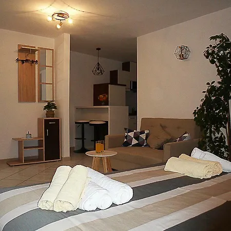 Mate Apartment